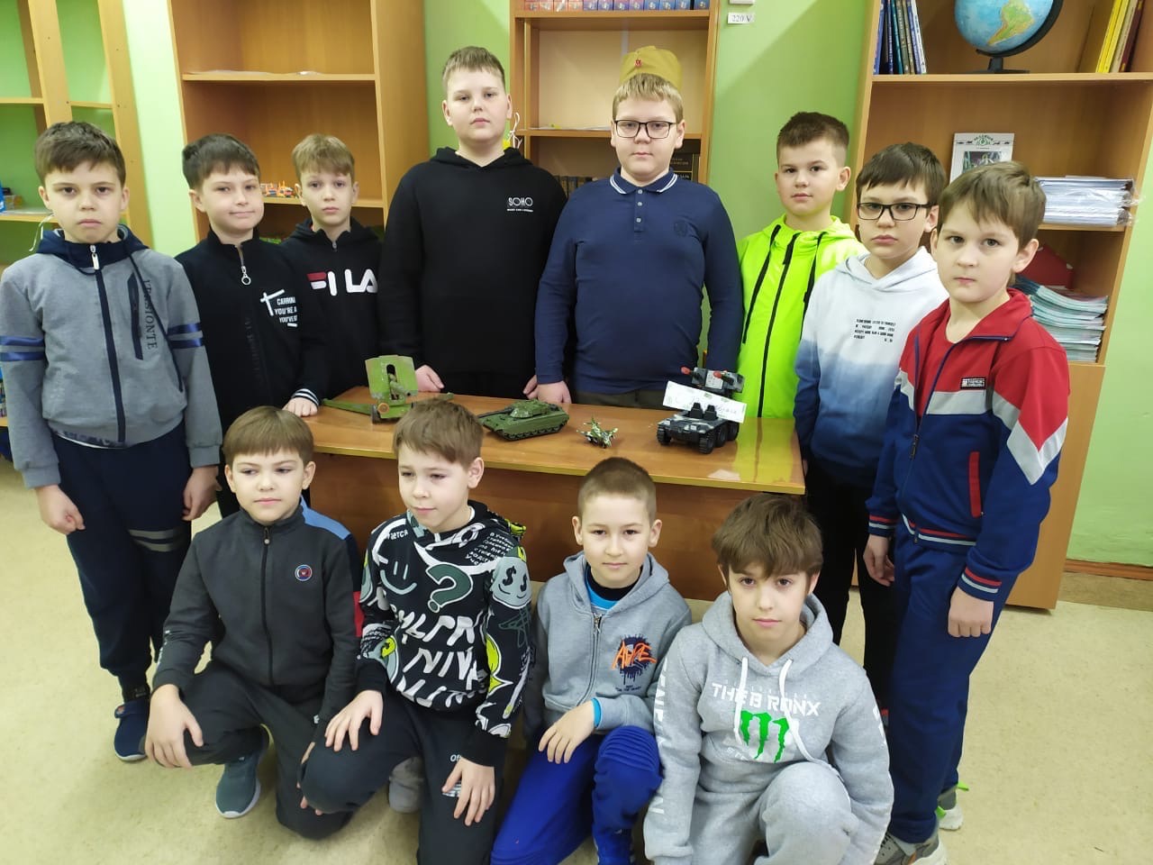 Отчизны верные сыны.